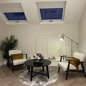 Attic In Citywest Séjour chez l'habitant Dublin